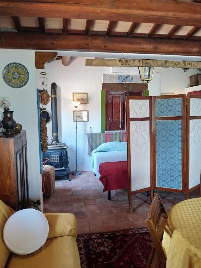 Il Corbezzolo Suite Appartament Castelluzzo Eksteriør billede
